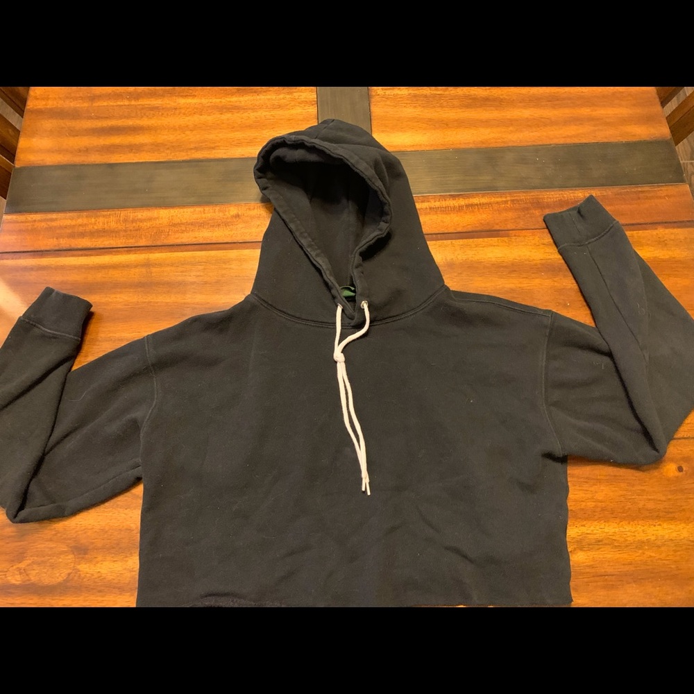Black cropped hoodie